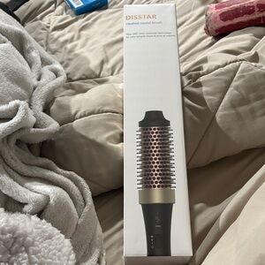 Disstar heated round brush